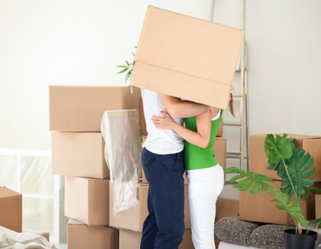 Tidy moving area with clear walkways and organised packing