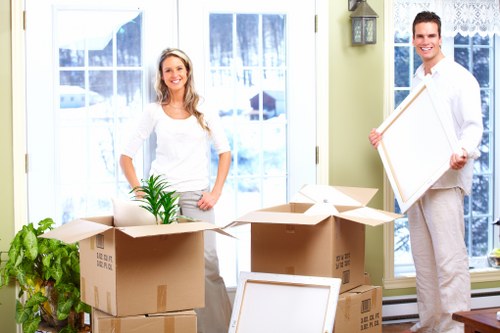 Packing and loading service for a Paddington flat move